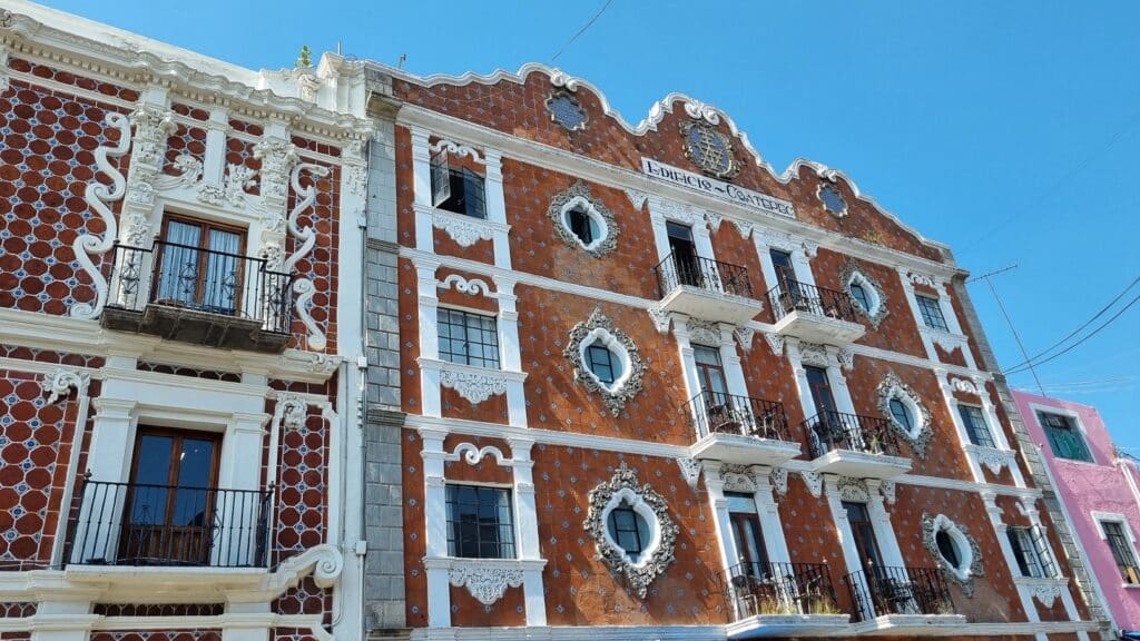 Discover the architecture in Puebla